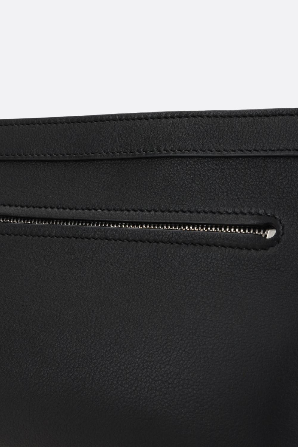 THE ROW Pouch Terrasse In Pelle Martellata