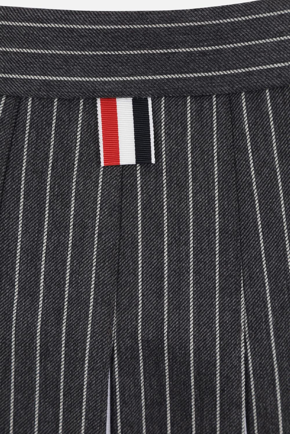 THOM BROWNE Minigonna In Lana Plissé Gessata