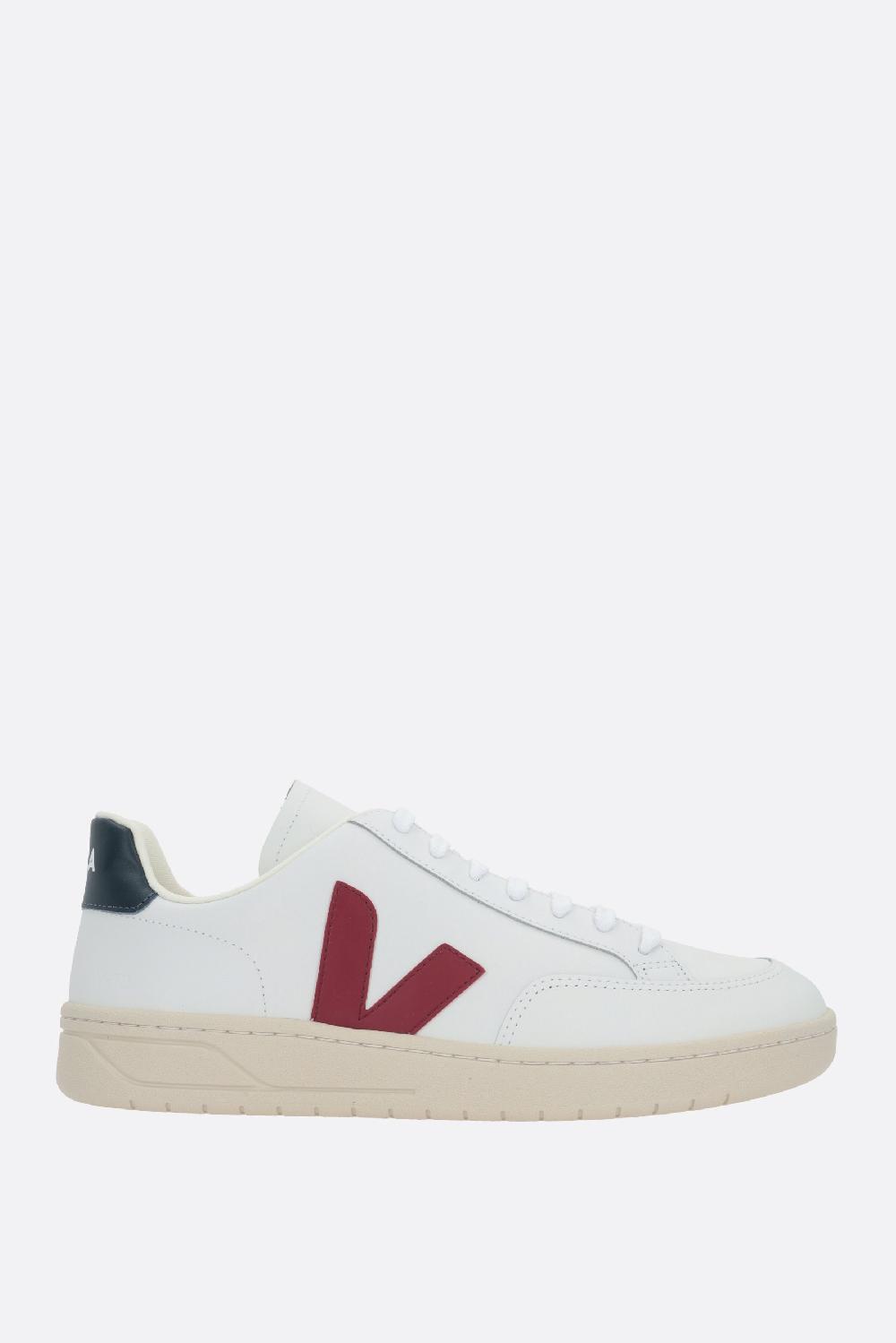 VEJA sneaker V-12 in pelle liscia