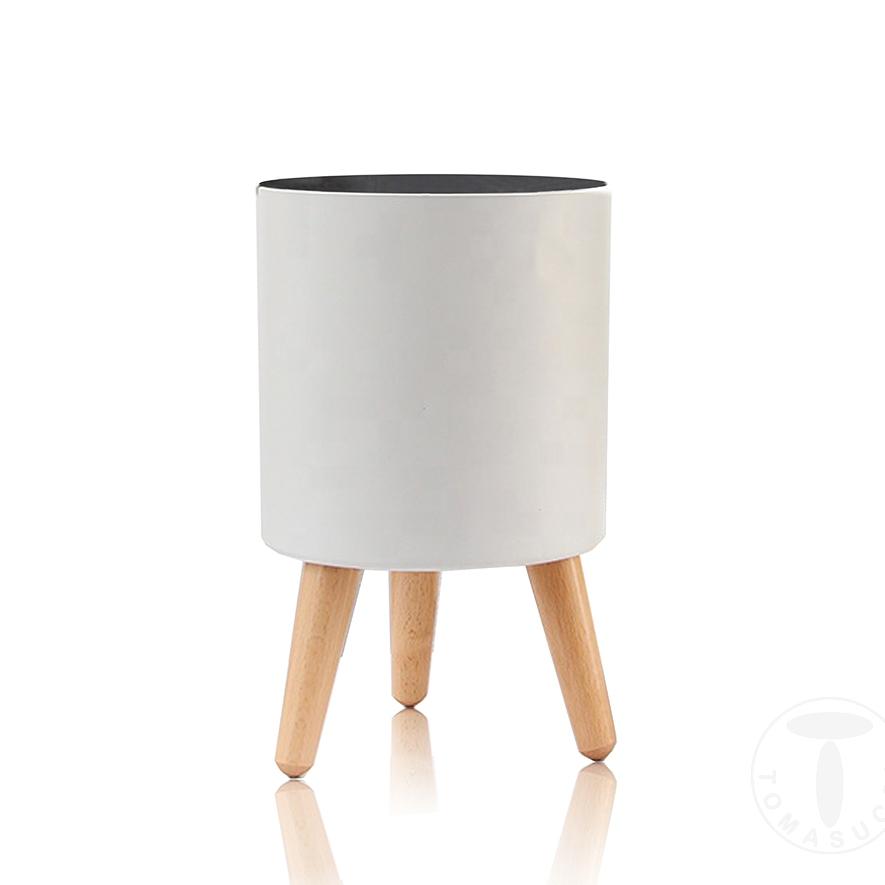 Tomasucci Vaso autoinnaffiante per esterno / interno CALLA - A