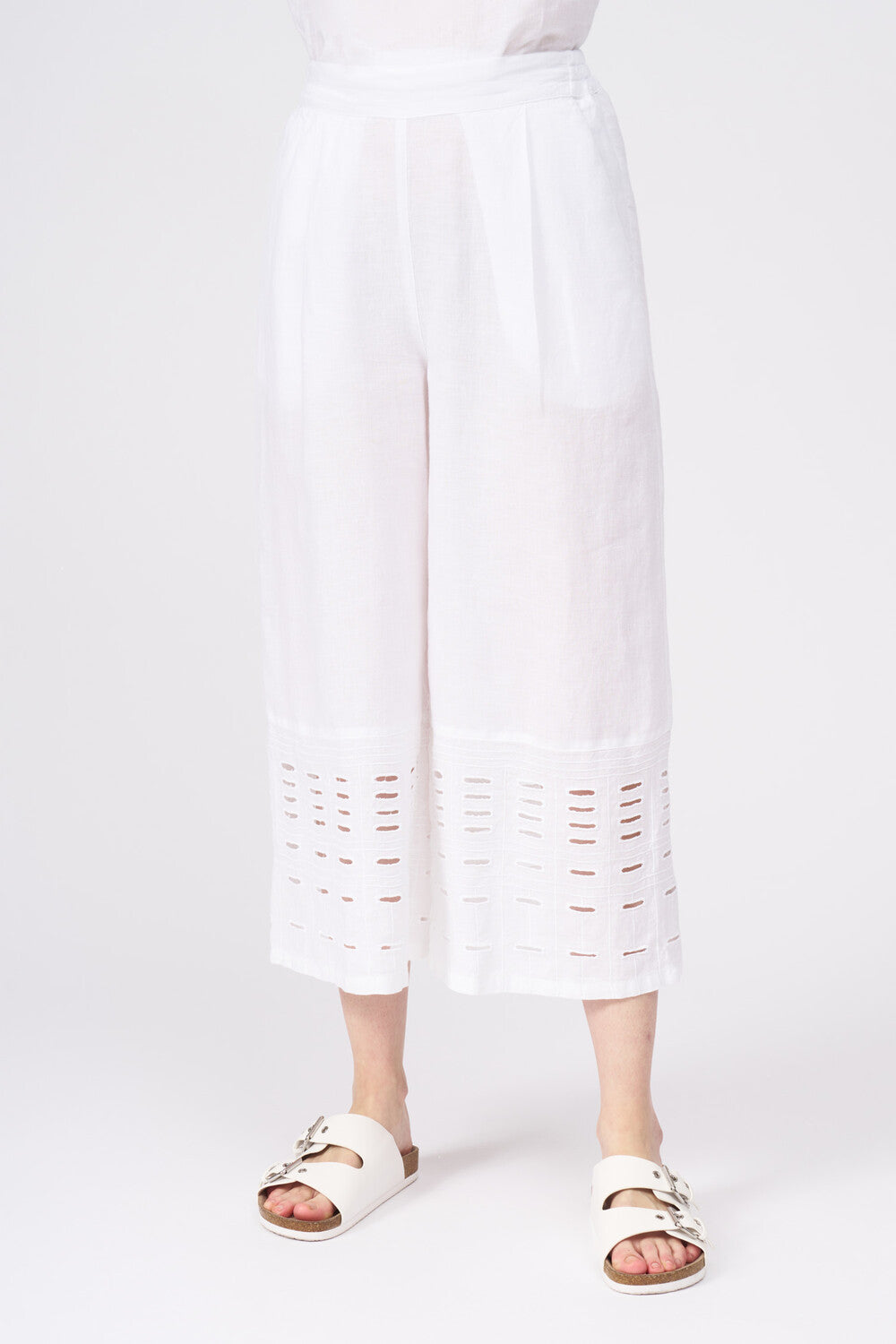 120% Lino High-Waisted Pant With Lower Embroidery
