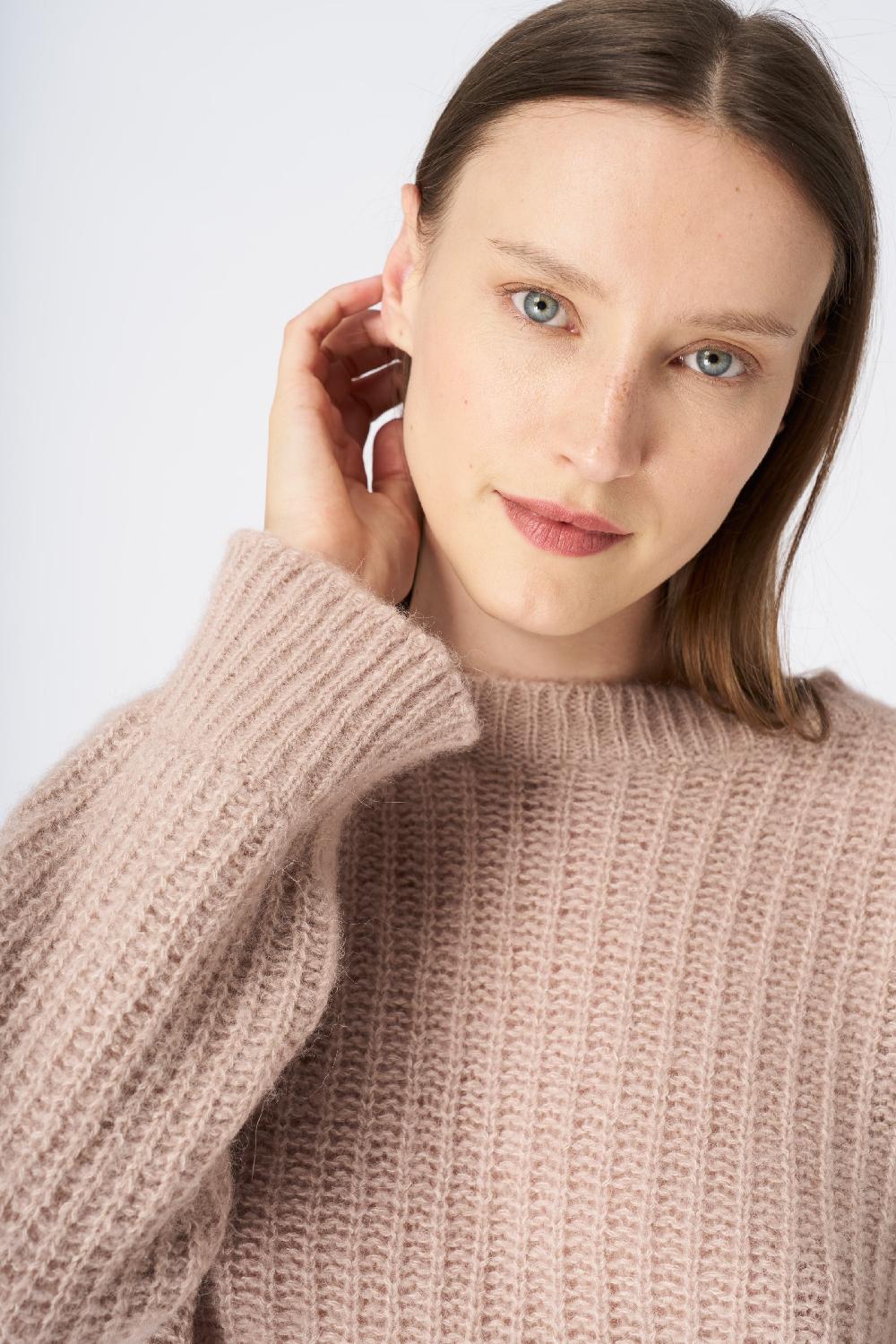 120% Lino Ribbed Cashmere Blend Sweater