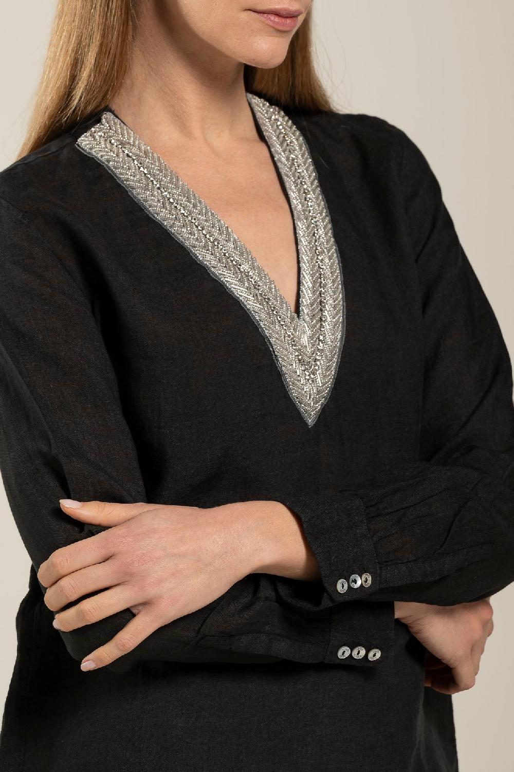 120% Lino Long Sleeve Blouse With V-Neck and Sequin Detail