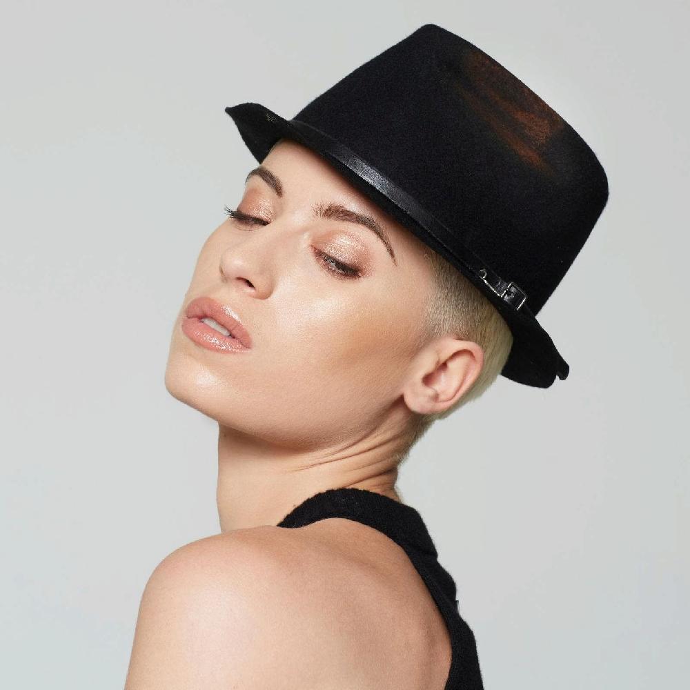 A.S.98 CAPPELLO DOLLY