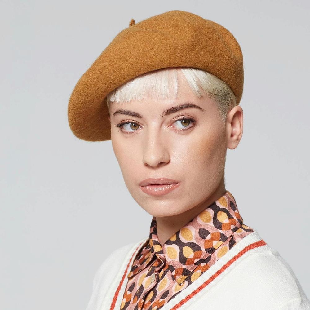 A.S.98 CAPPELLO JOAN