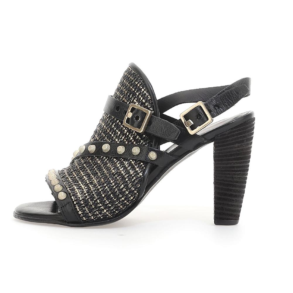 A.S.98 SANDALI BECKAH