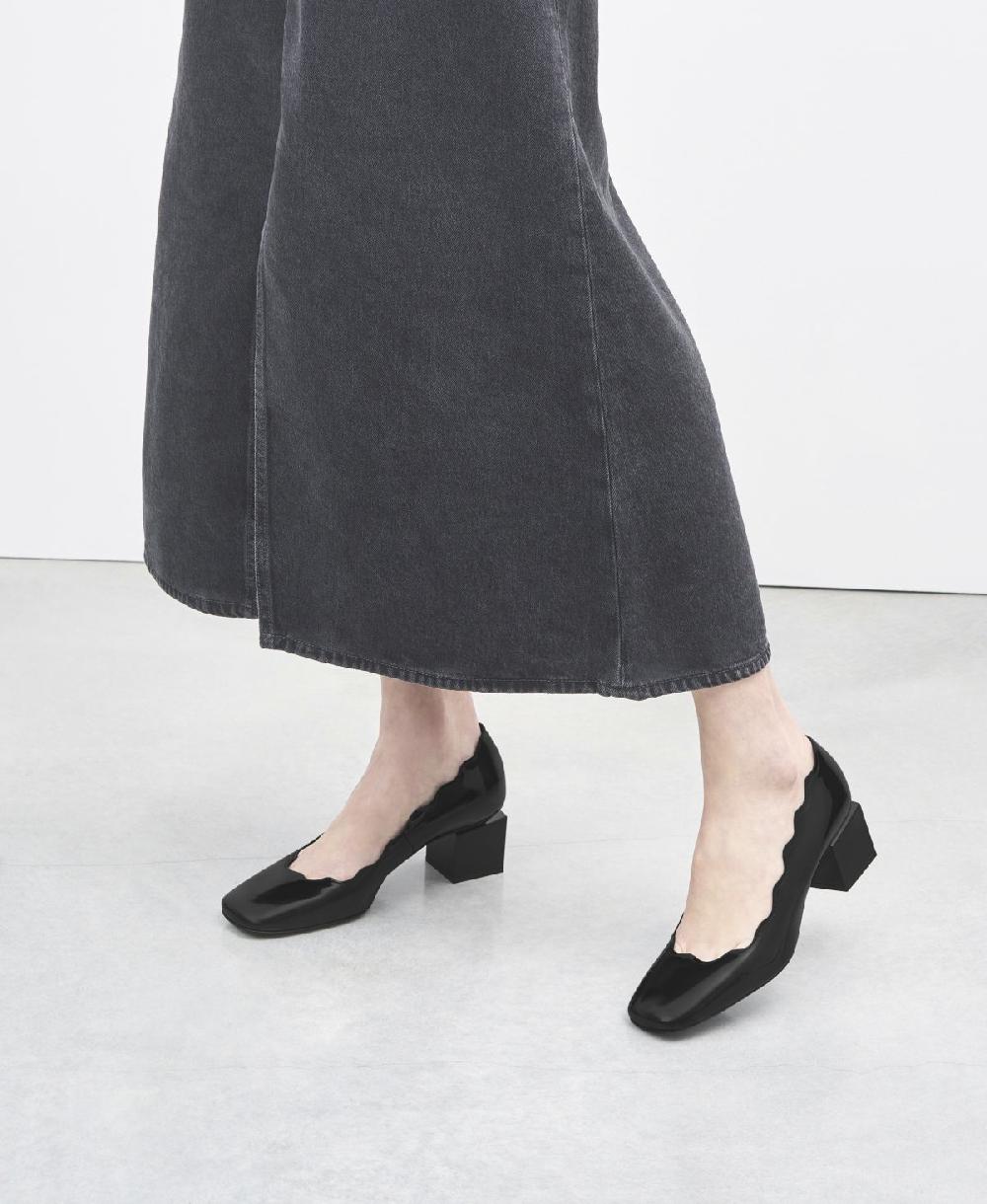 Agl Pump In Vernice Nero Angie Wave