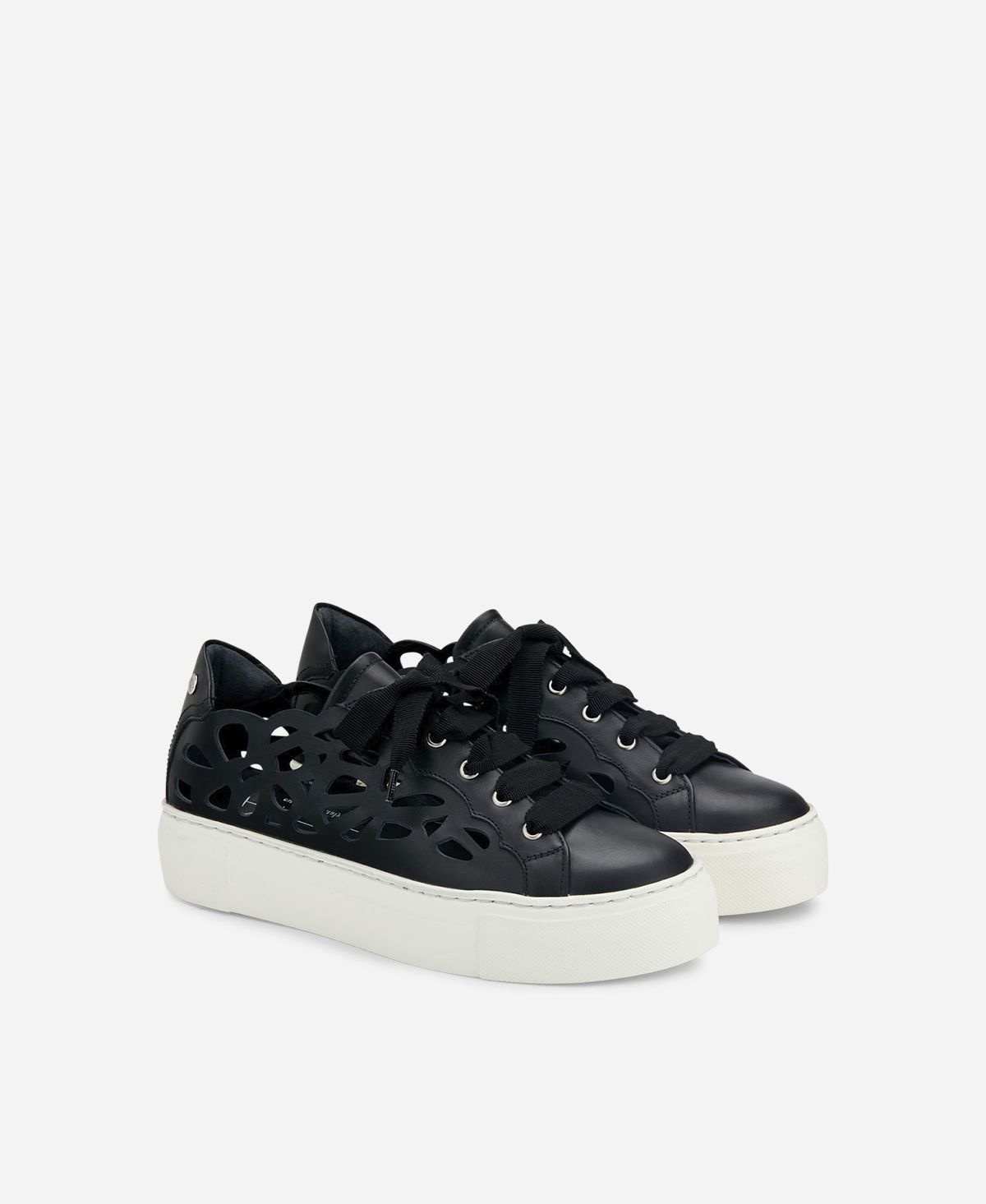 Agl Sneaker Cut-out Nero Mandi