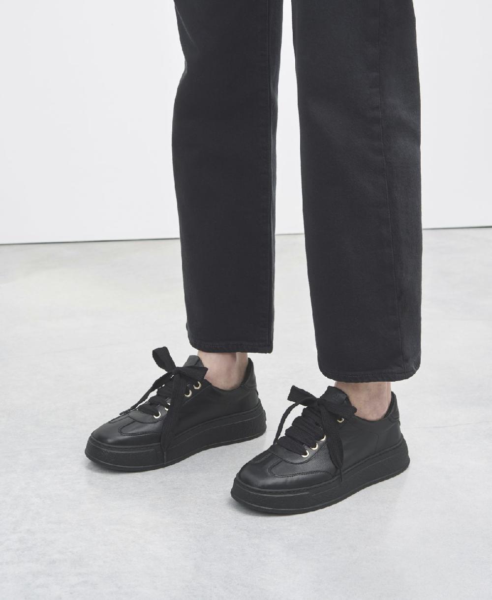 Agl Sneaker In Pelle Nero Giuly Shoes