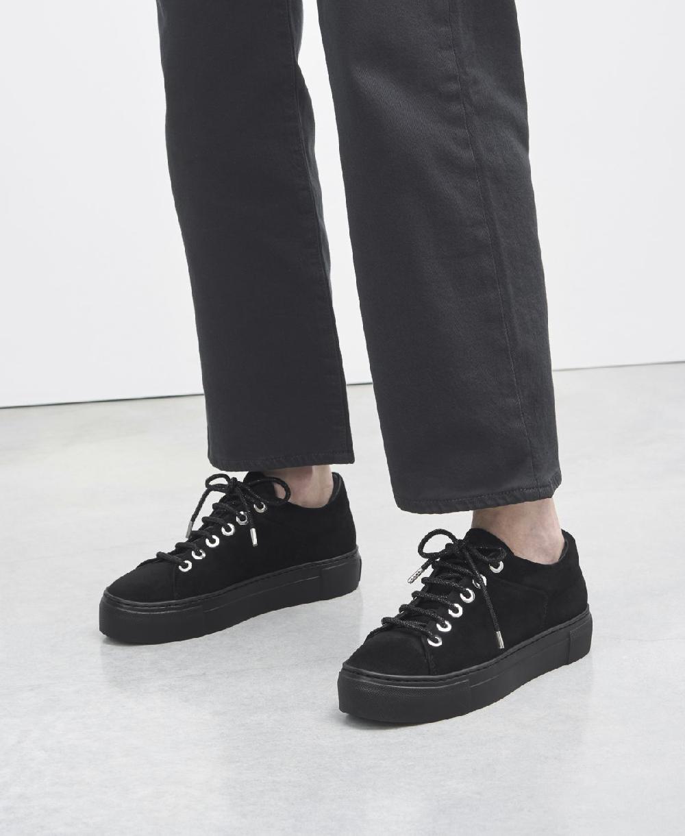 Agl Sneaker In Velour Nero Crystal