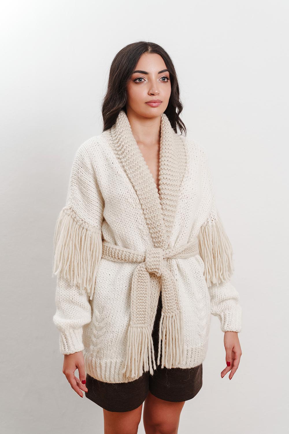 Tricot à Porter Cardigan Collo A Scialle Cintura E Frange Sul Giro Manica Basso