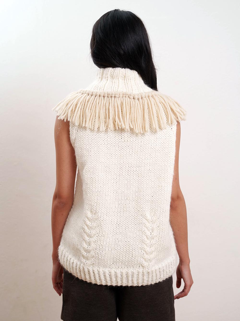 Tricot à Porter Gilet Collo Vulcano Con Frange A Contrasto