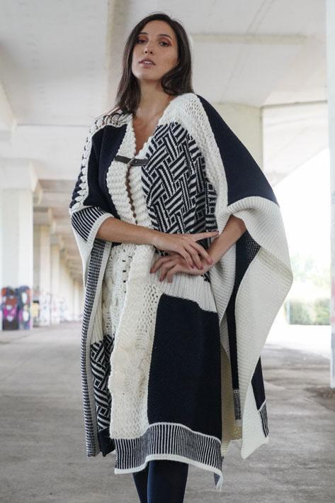 Tricot à Porter Cape