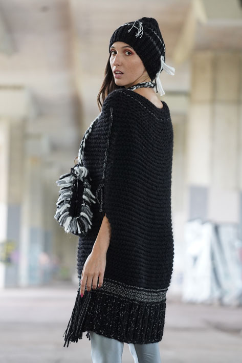 Tricot à Porter Fringe Poncho