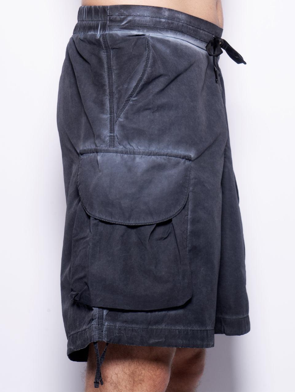 A PAPER KID Shorts Cargo In Nylon Nero