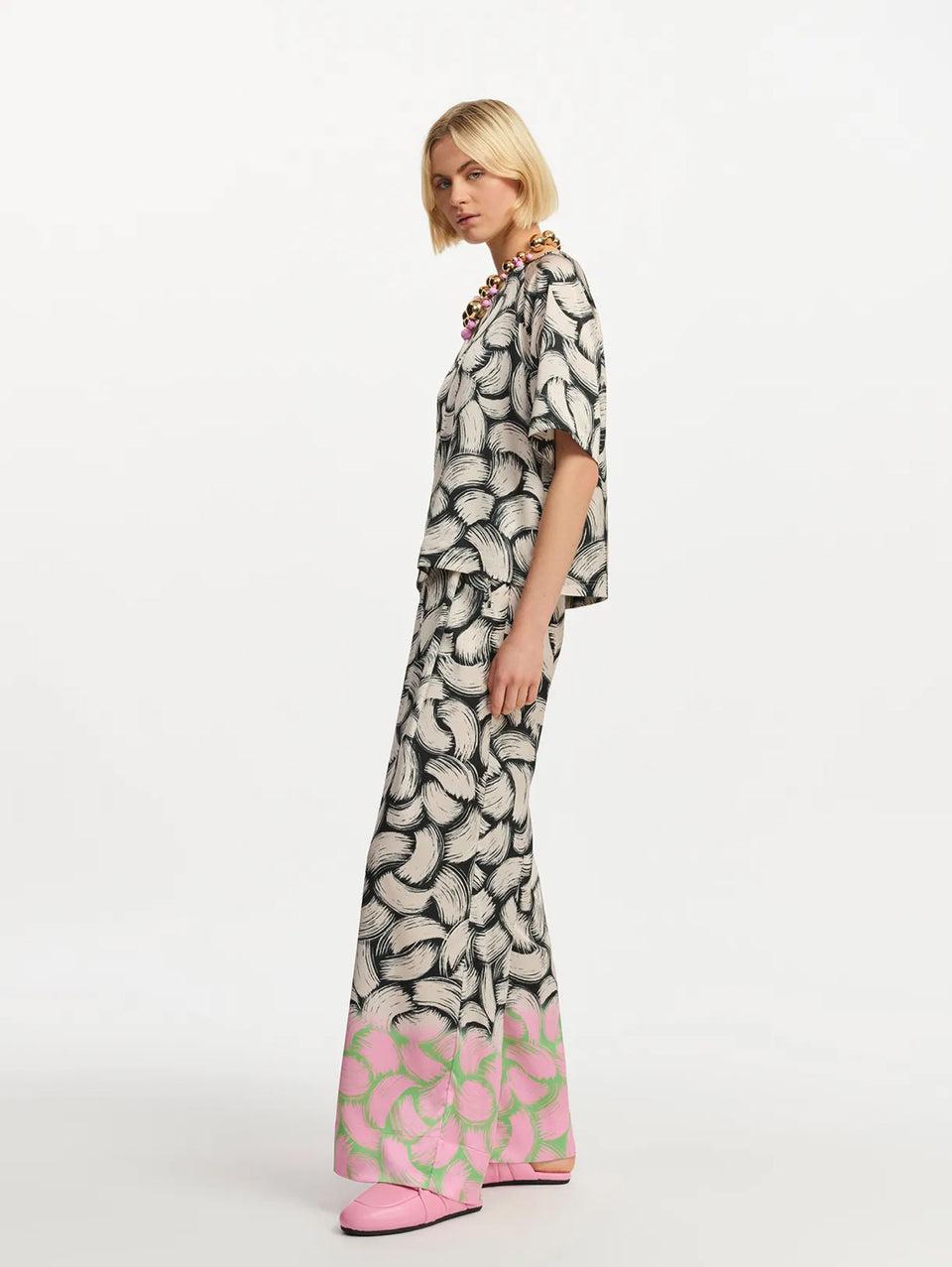 ESSENTIEL ANTWERP Top Girocollo Squadrato Nero