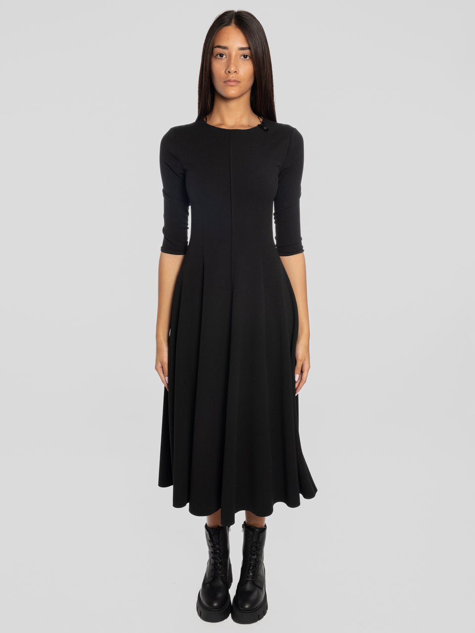 MAISON SECRÈTE Abito Midi con Gonna Svasata Nero