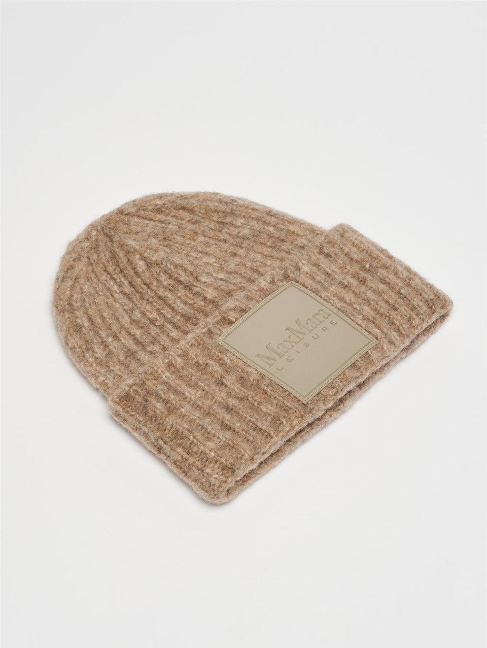 MAX MARA LEISURE Berretto In Lana A Coste Beige