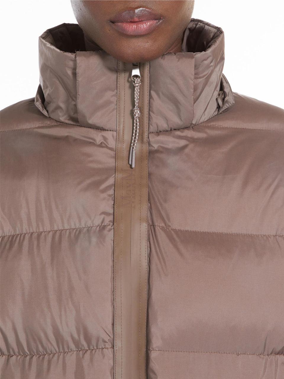 MAX MARA LEISURE Piumino In Tela Di Nylon Con Imbottitura In Luxepad Nocciola