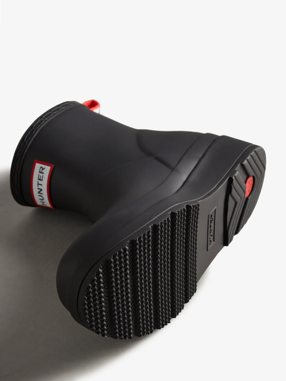 HUNTER Stivaletti Play Short Wellington Con Plateau Nero