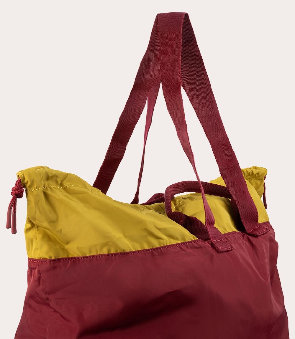 Tucano Borsa Shopper Pieghevole In Materiale Ottenuto Dalla Plastica Riciclata