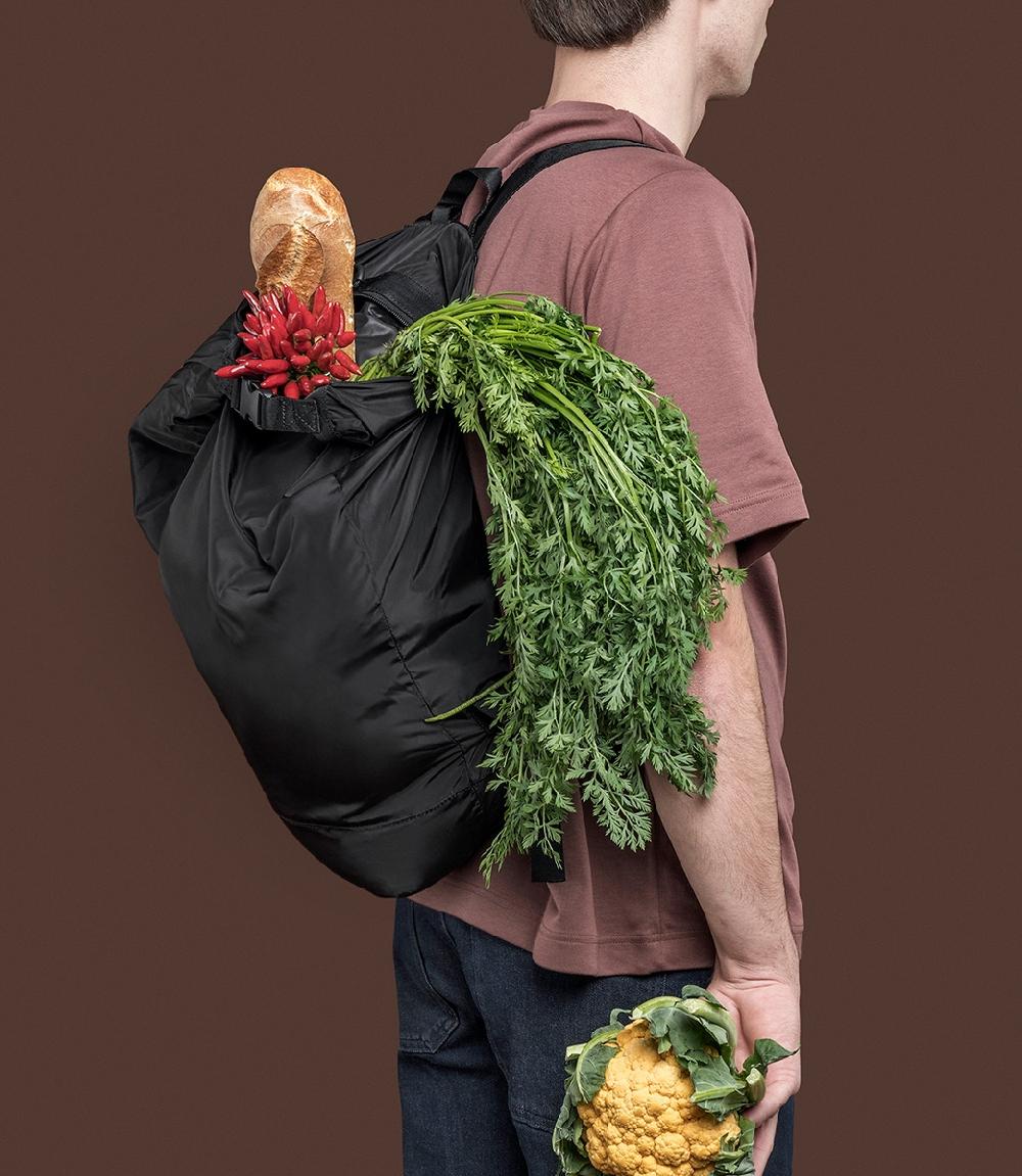 Tucano Zaino Pieghevole In Materiale Ottenuto Dalla Plastica Riciclata