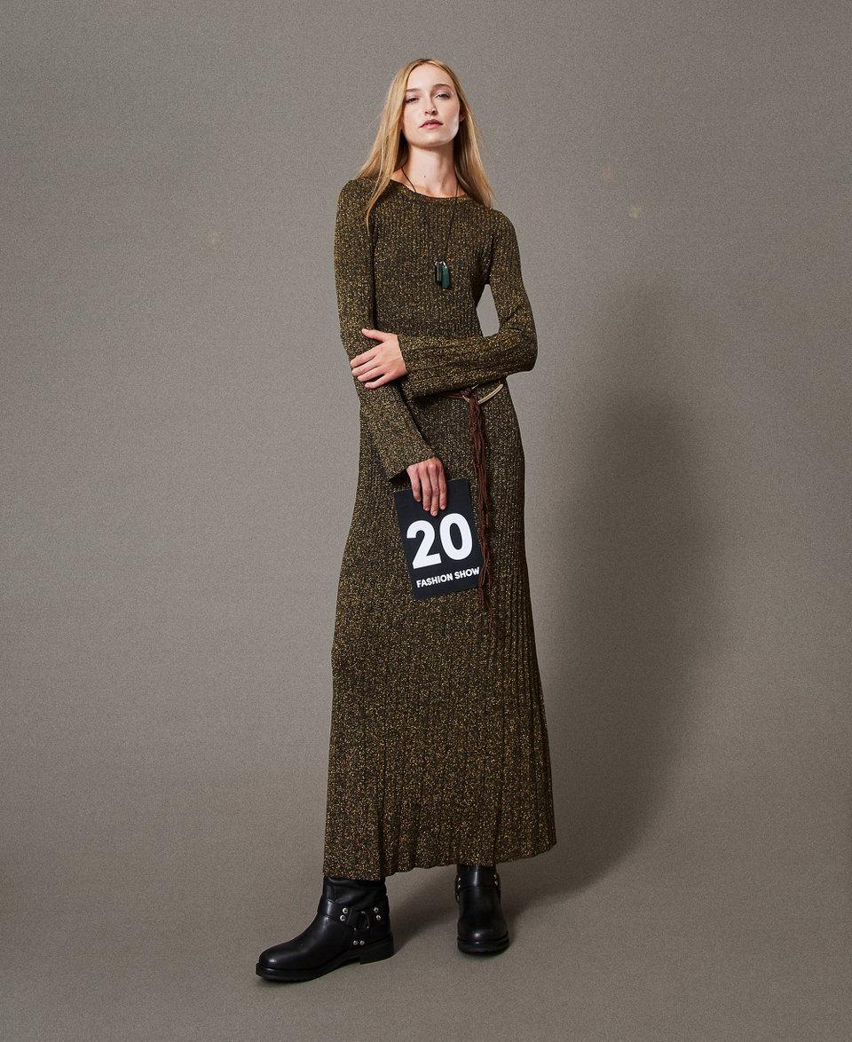 Twin Set Abito lungo in maglia a coste con cintura Oval T