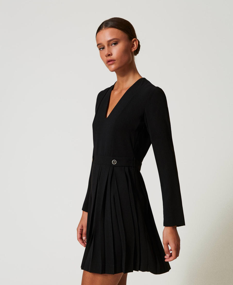 Twin Set Abito Corto In Crêpe Plissé Con Bottoni