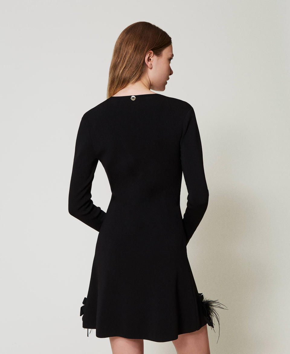 Twin Set Abito Corto In Maglia Con Fiori E Piume