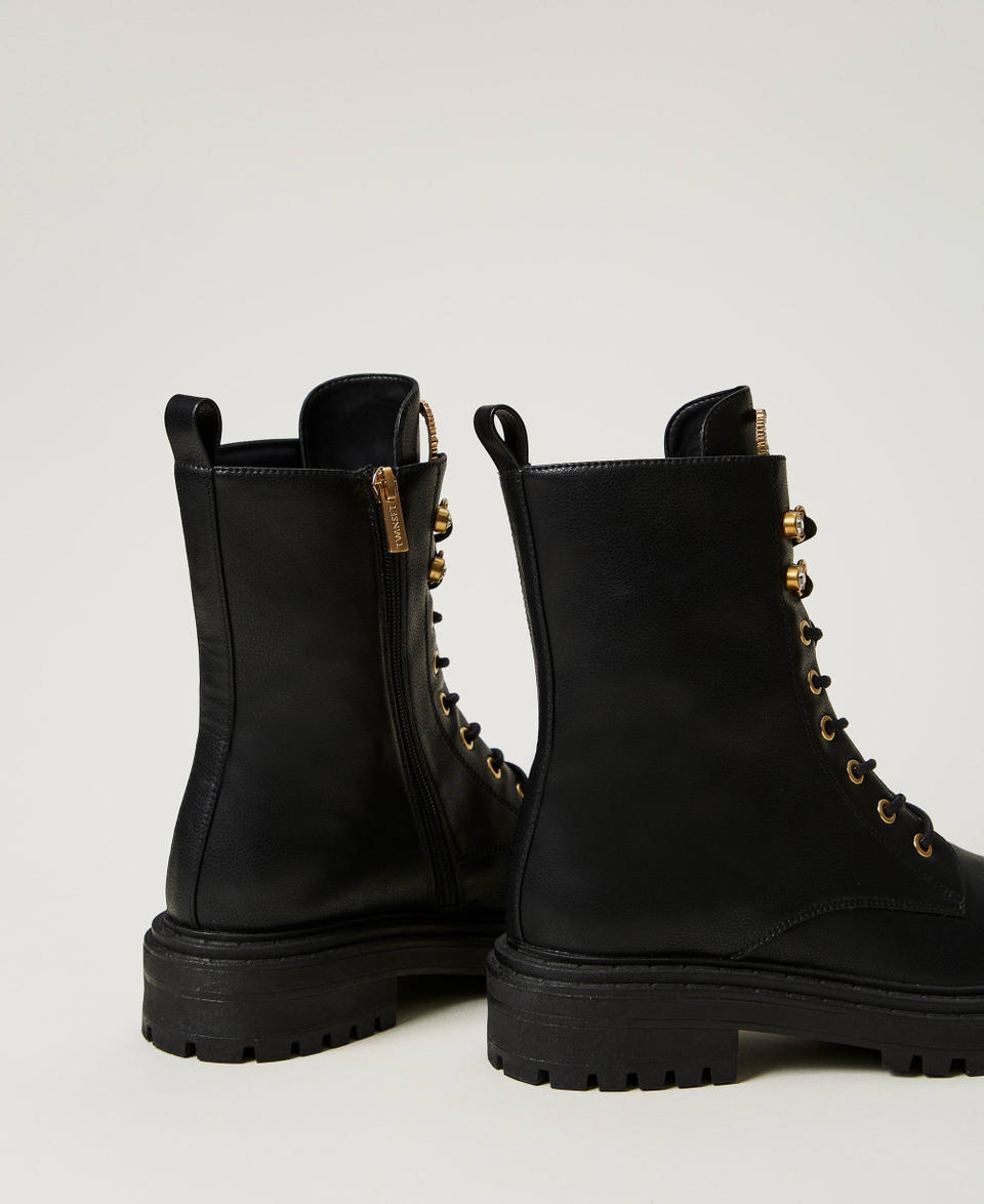 Twin Set Anfibi Con Oval T In Strass