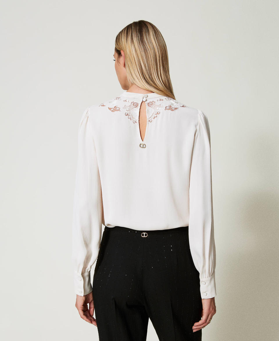 Twin Set Blusa In Crêpe Con Ricamo Floreale