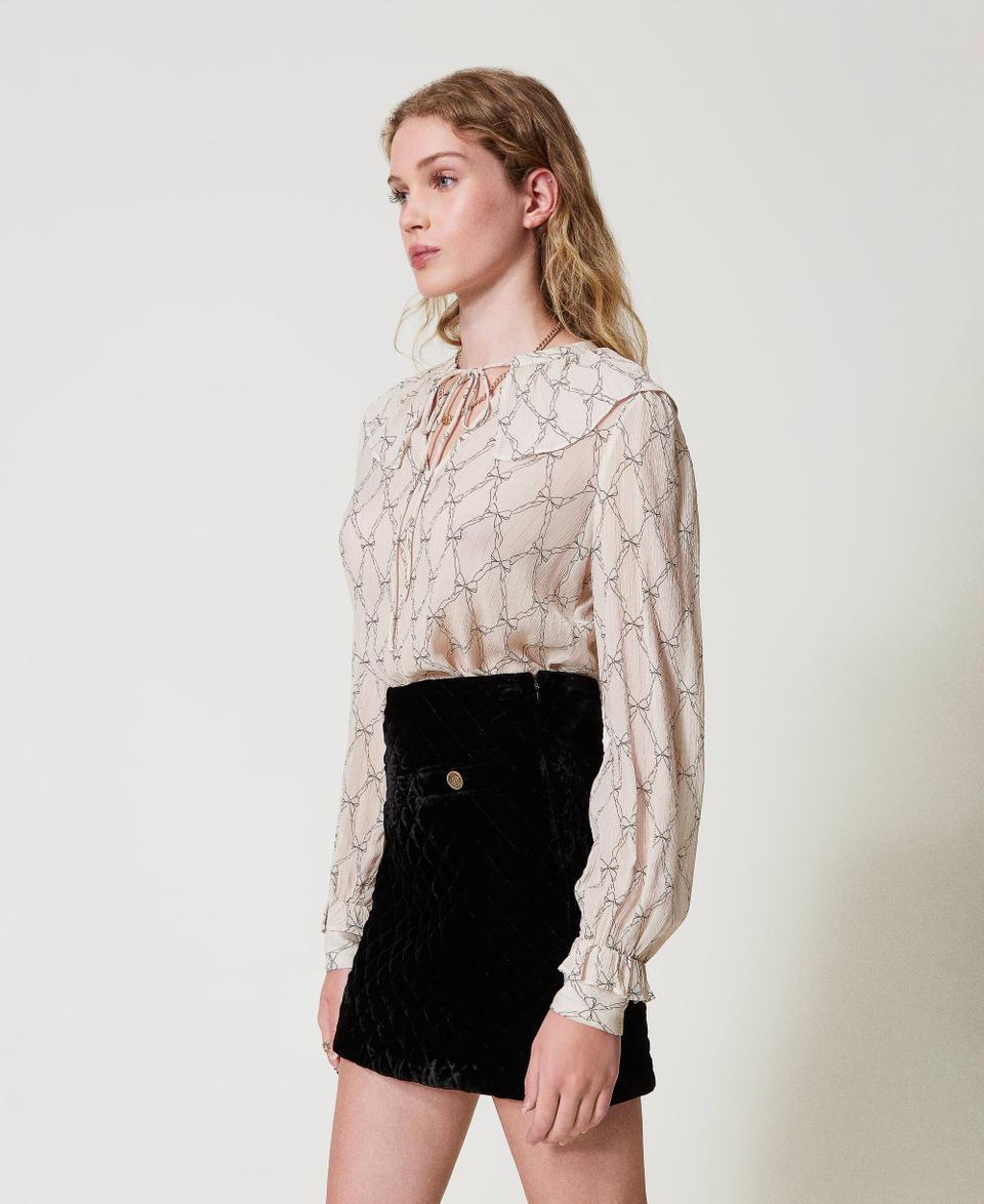 Twin Set Blusa In Creponne Con Stampa Fiocchi