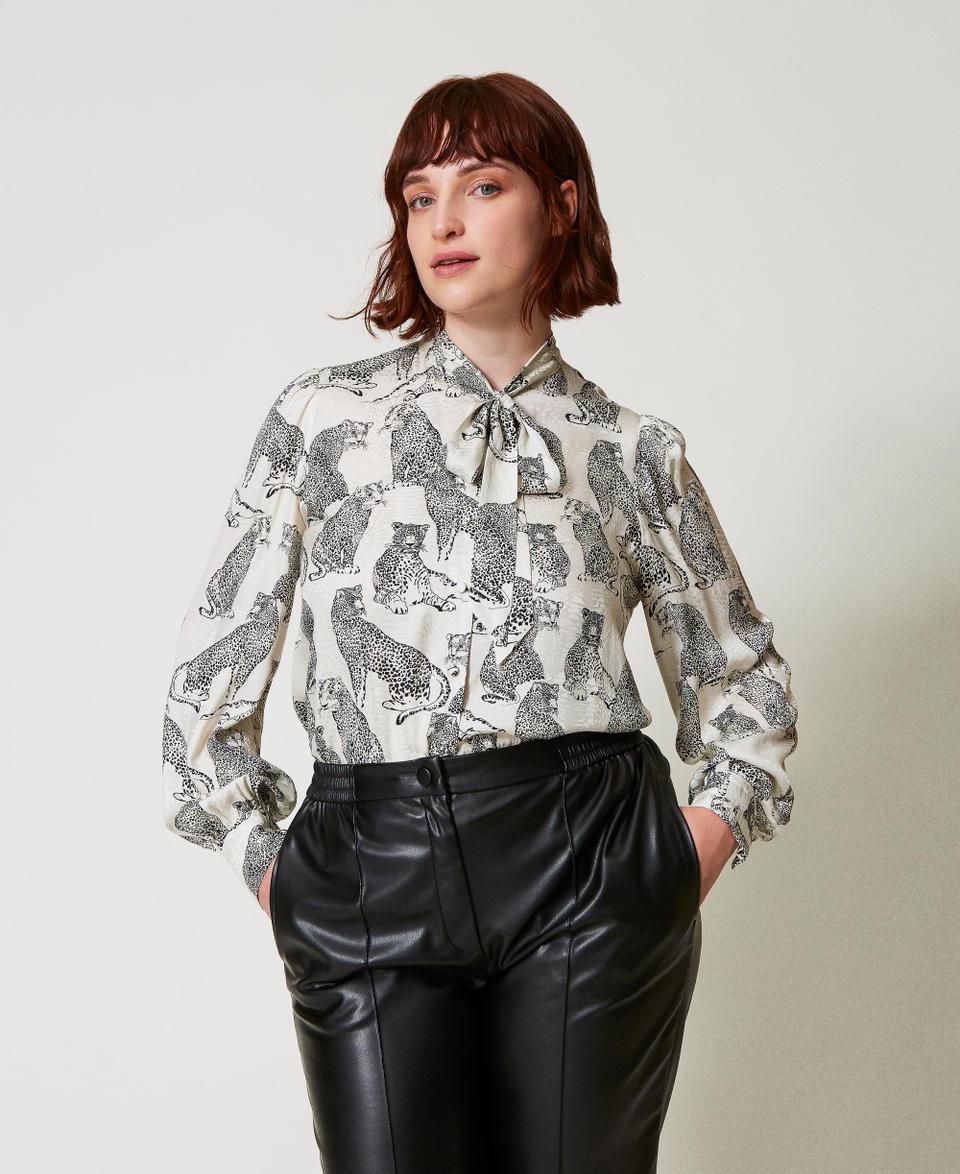 Twin Set Camicia jacquard con stampa giaguaro