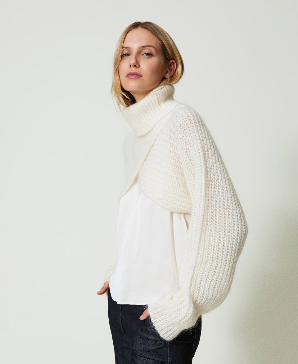 Twin Set Coprispalle In Maglia Misto Mohair