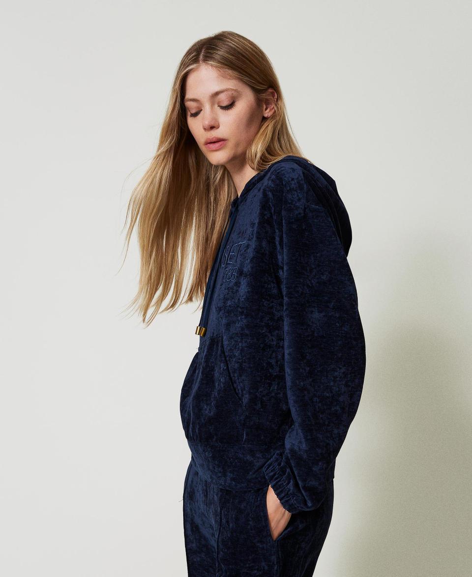 Twin Set Felpa In Velluto Con Logo Ricamato