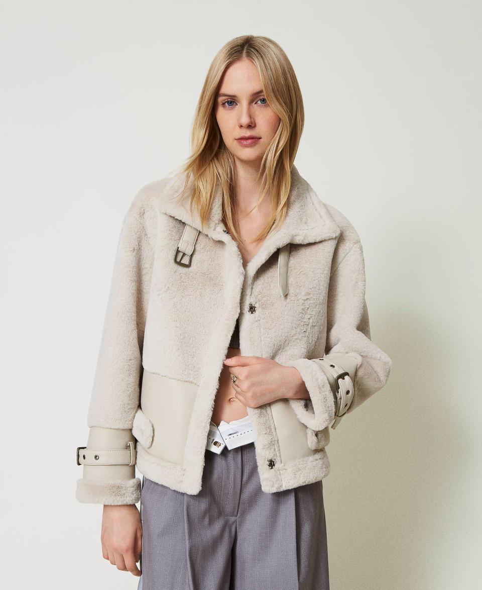 Twin Set Giacca In Faux Fur Con Cinturini