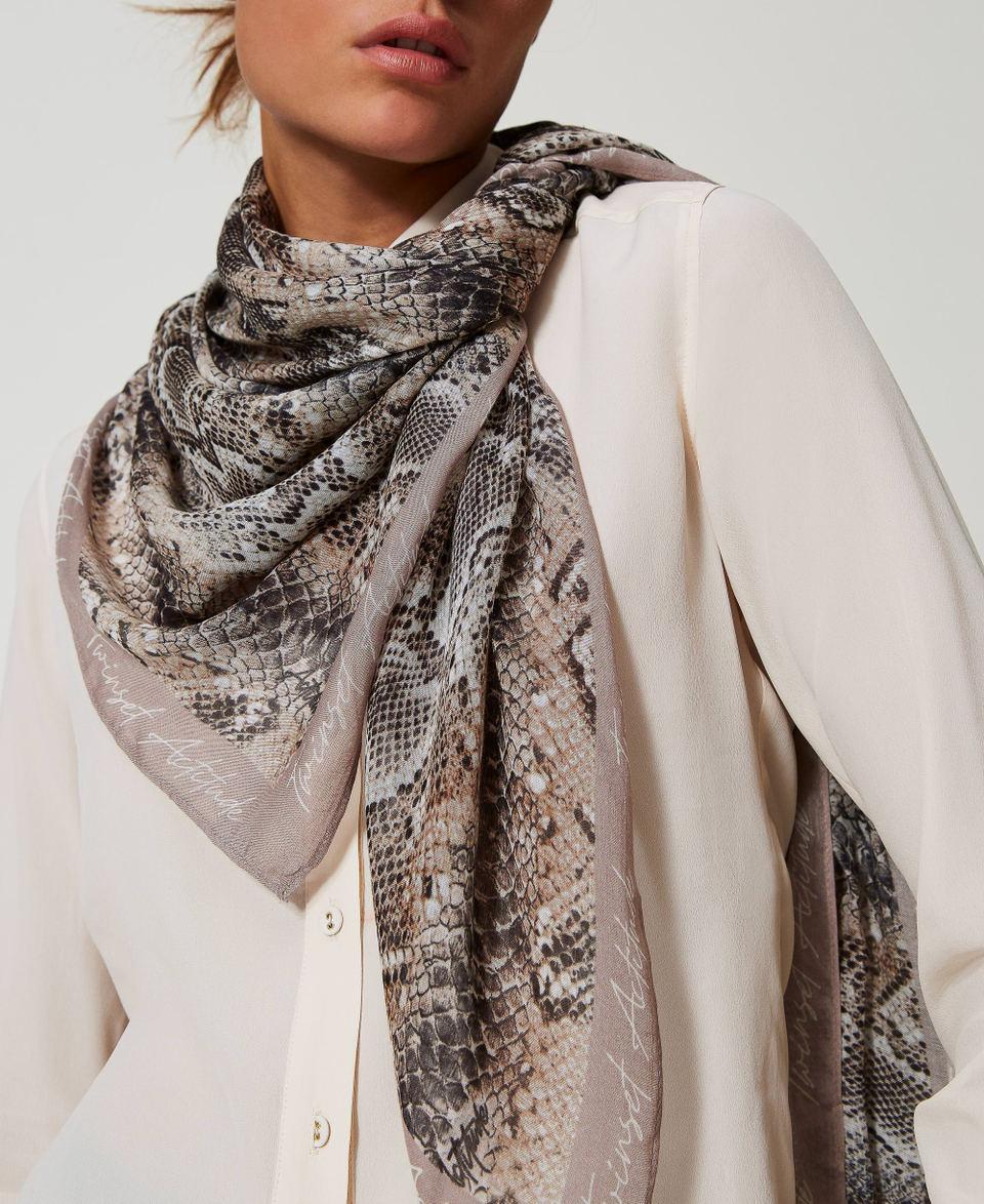 Twin Set Kefiah In Georgette Con Stampa Snake
