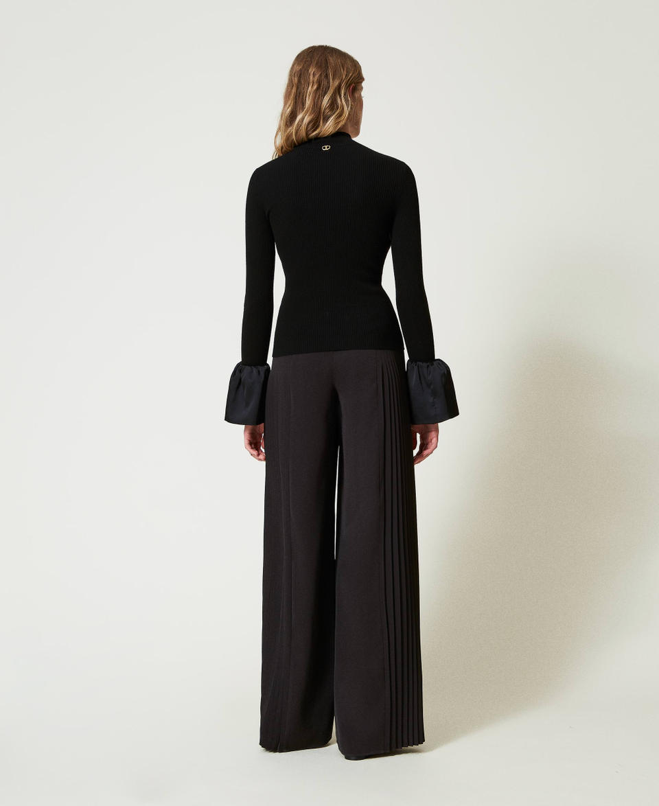 Twin Set Pantaloni A Palazzo In Georgette Plissé