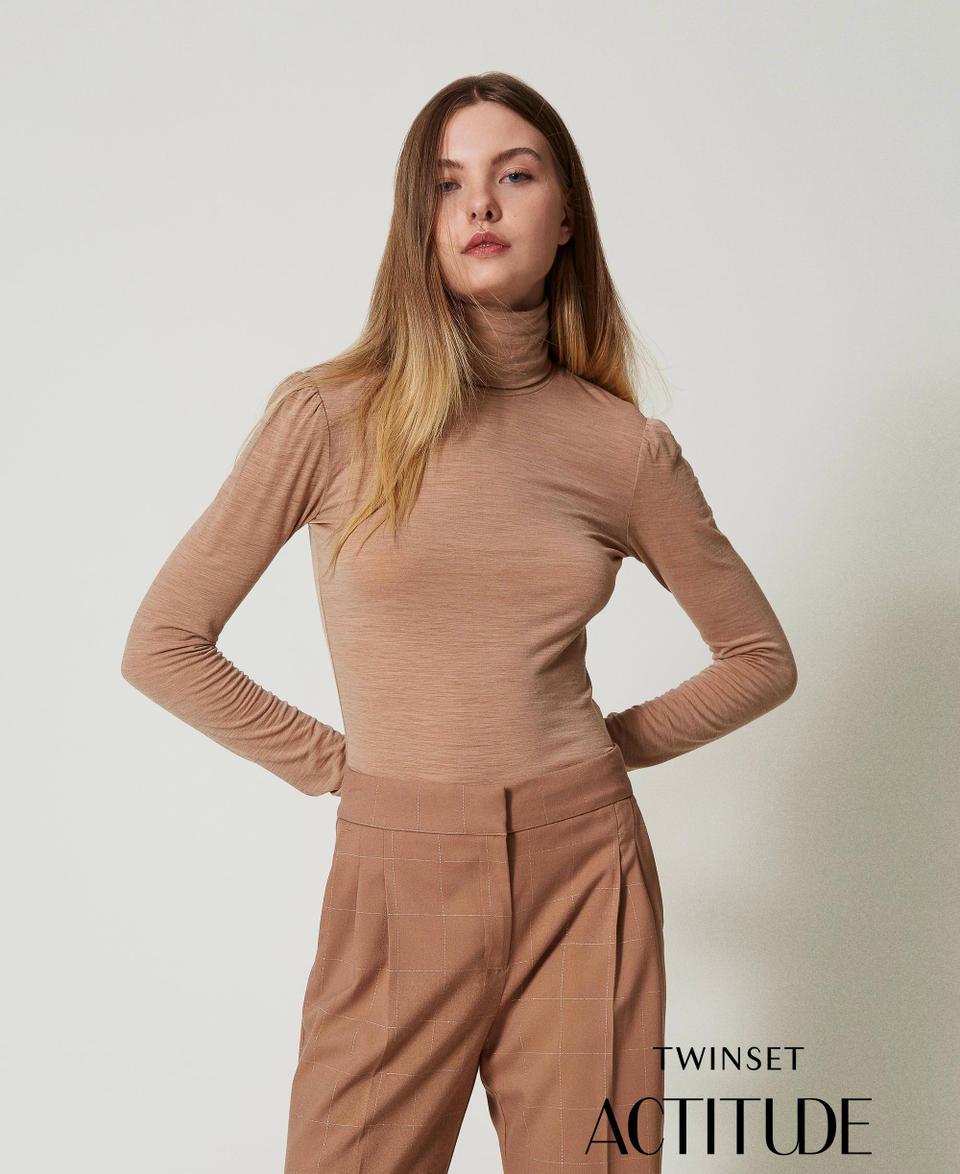 Twin Set T-shirt slim fit a lupetto