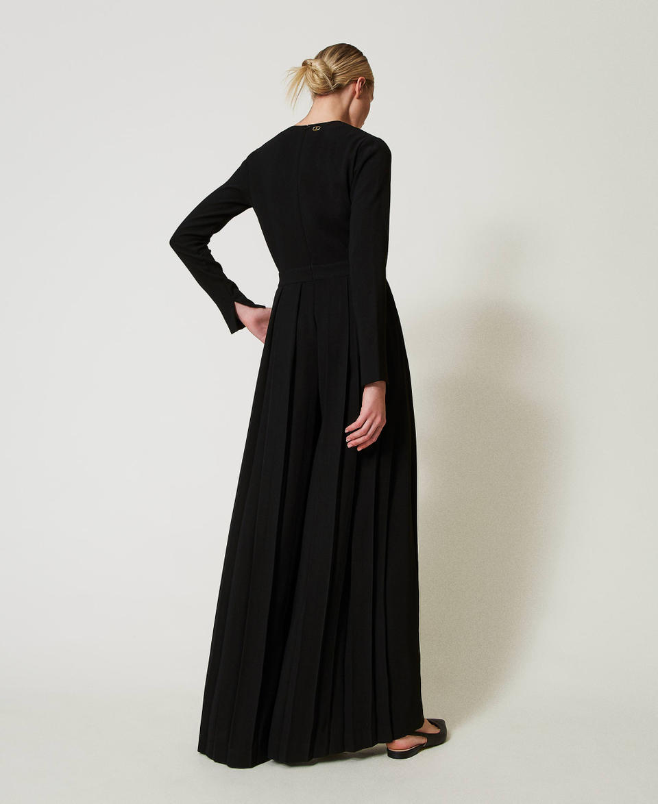 Twin Set Tuta In Crêpe Plissé Con Bottoni