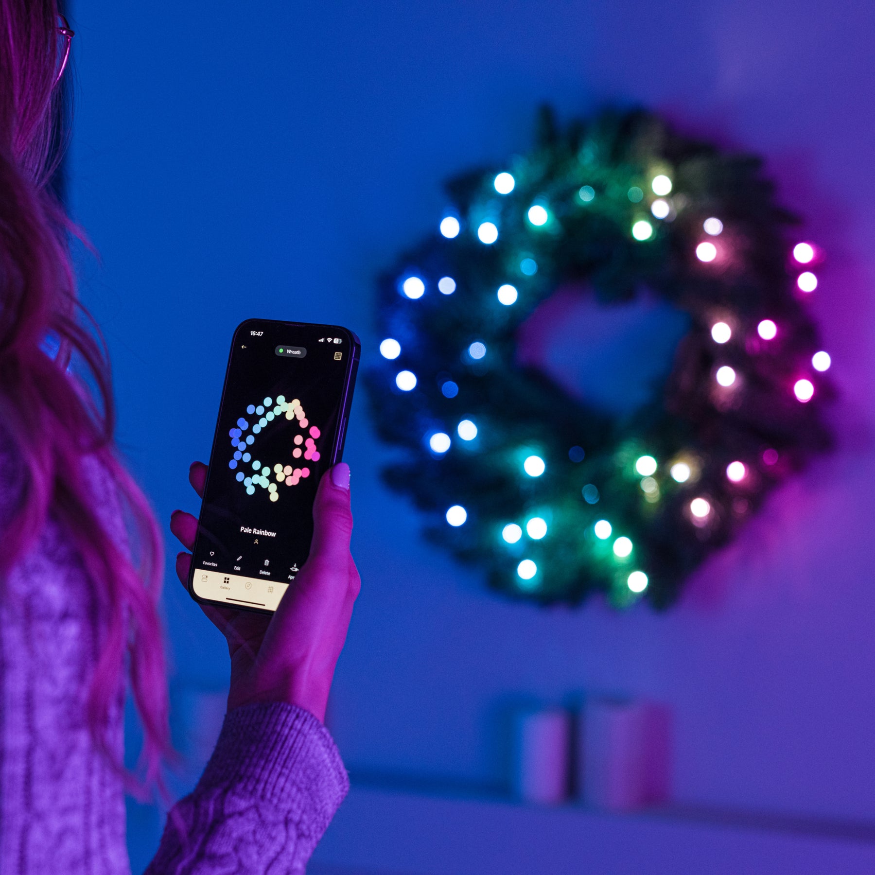 Twinkly Pre-lit Regal Wreath