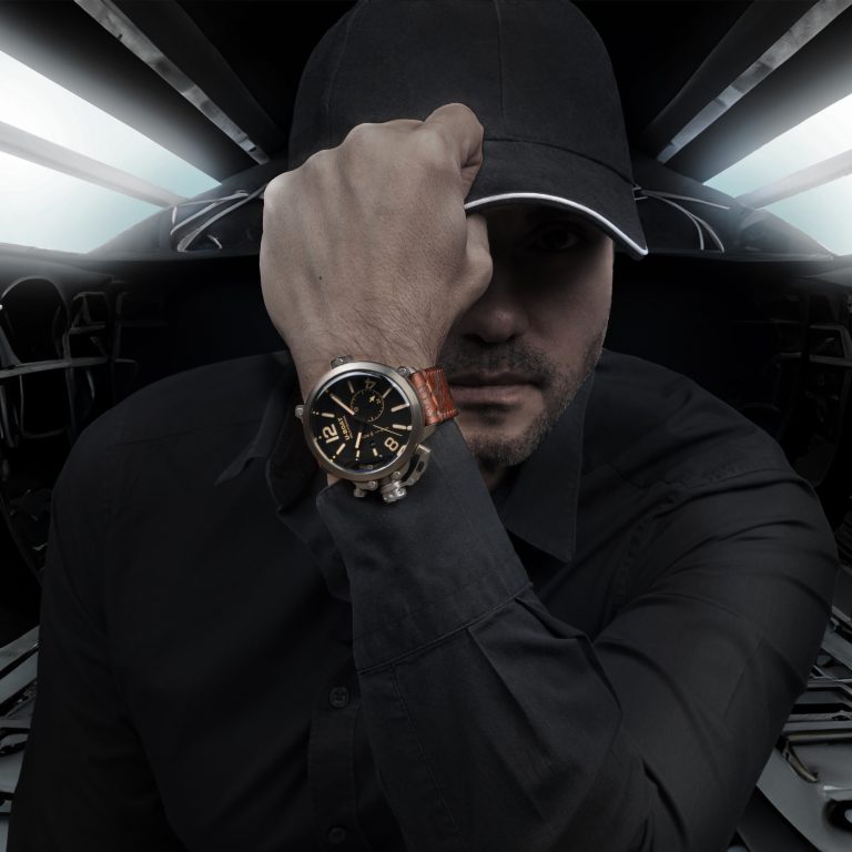 U Boat CAPSULE 50MM TITANIUM BK BE