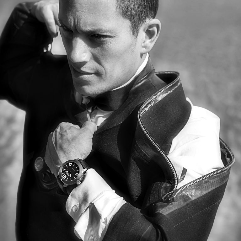 U Boat STRATOS 40MM BK