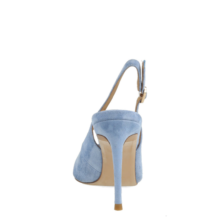 Uma Parker Chanel In Camoscio Celeste