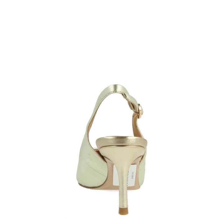 Uma Parker Chanel In Nappa Metal Platino