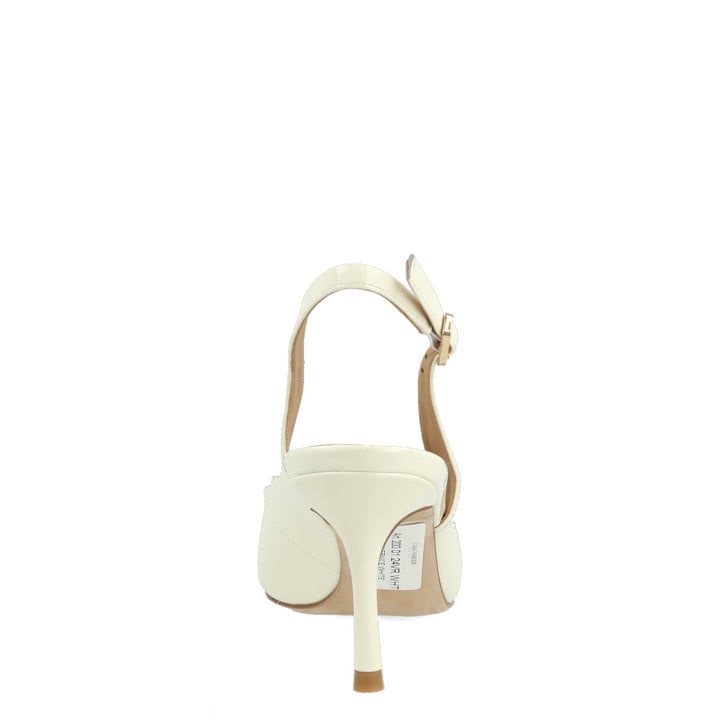 Uma Parker Chanel In Vernice Bianco