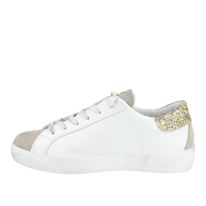 Uma Parker SuperMoon Swing