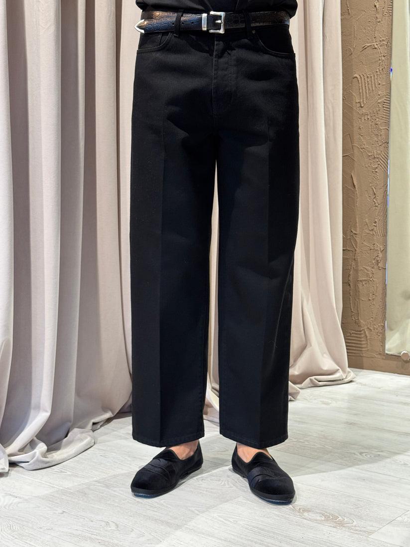 Underground Couture Jeans Don the Fuller Akron