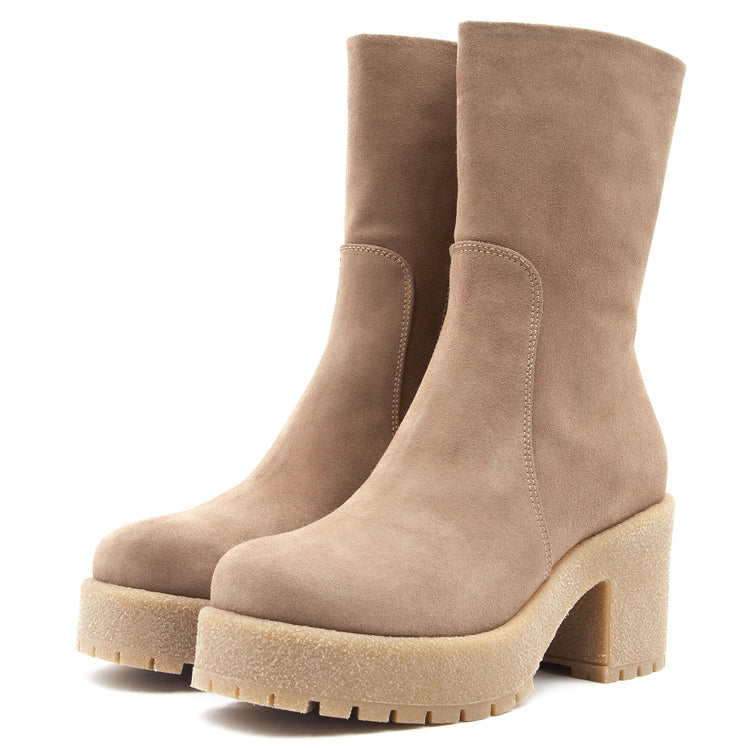 Unlace SINGING IN THE RAIN