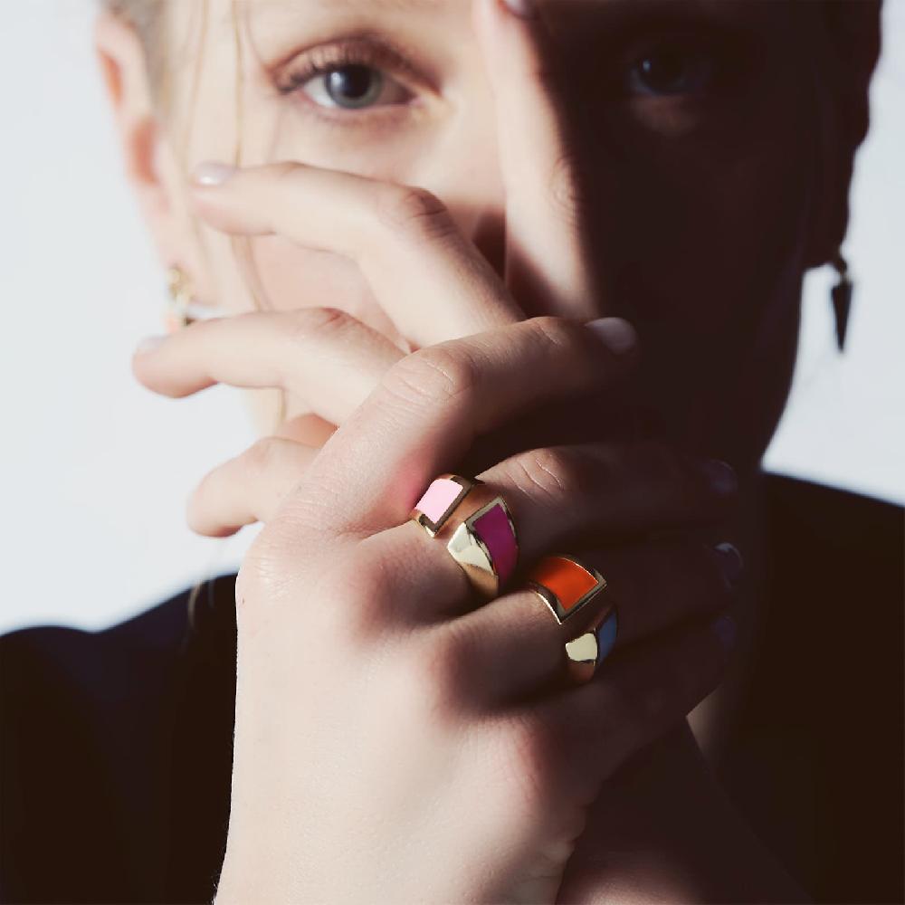 Unoaerre Anello A Fascia Smalto Rosa | UNOAERRE Gioielli